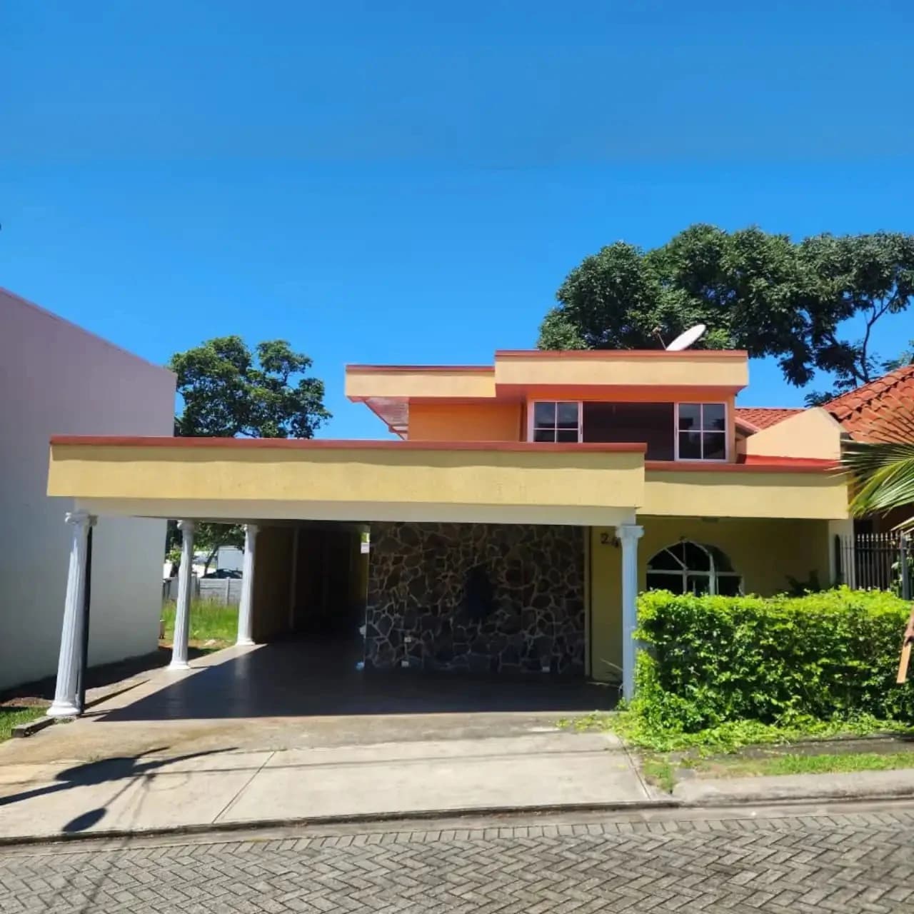 House for sale in Grecia Costa Rica