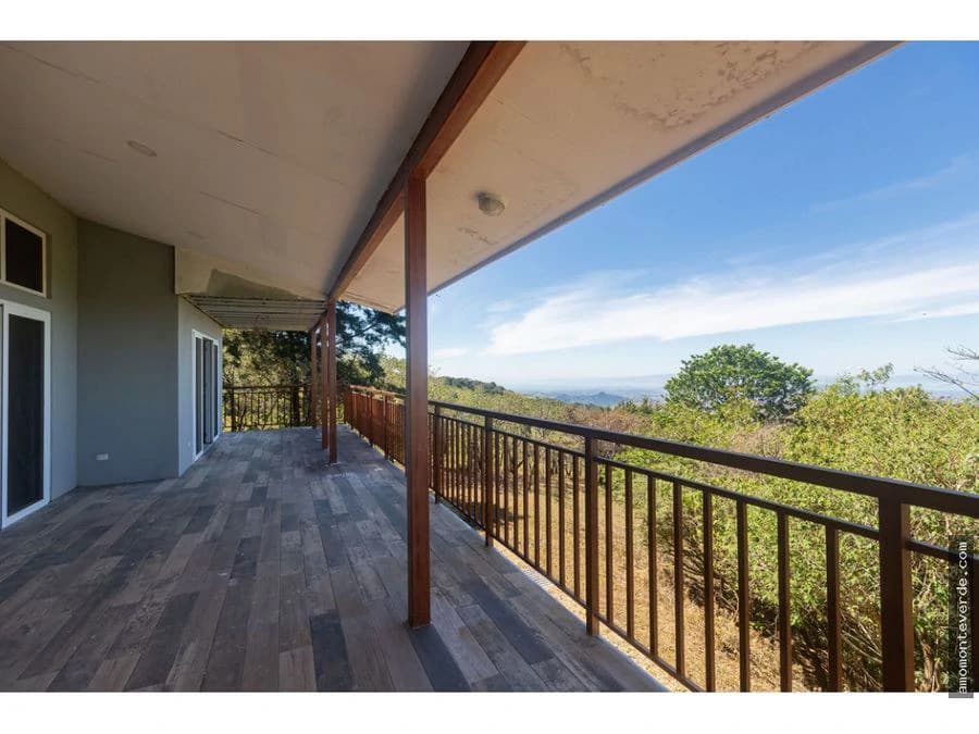 5-Acre Property with 2 Houses and Stunning Nicoya Gulf Views CE0324: 5-Acre Monteverde Retreat with Two Homes and Stunning Gulf of Nicoya Views – Ideal for Eco-Projects or Private Living - photo 12