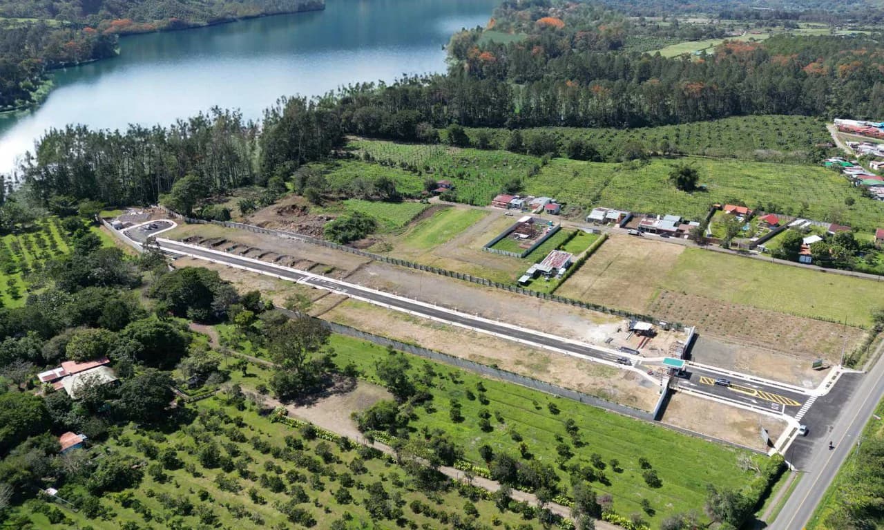 Lot for sale in gated community mountain view Cachi Cartago Costa Rica - photo 3