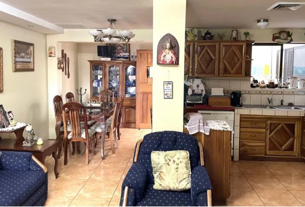 House For Sale in Uruca - photo 5