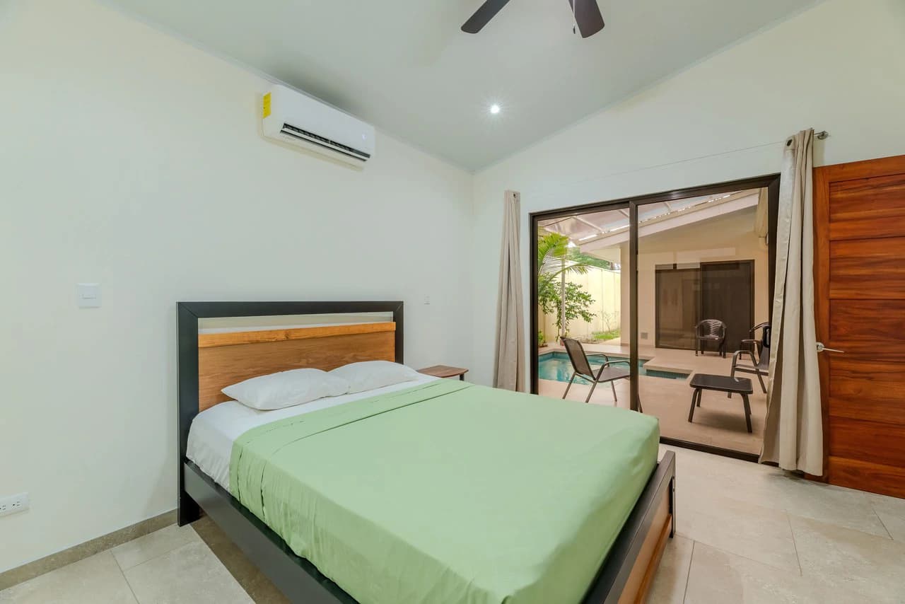 Modern 3-Bedroom Home Near Marino Ballena National Park – Central Uvita - photo 13