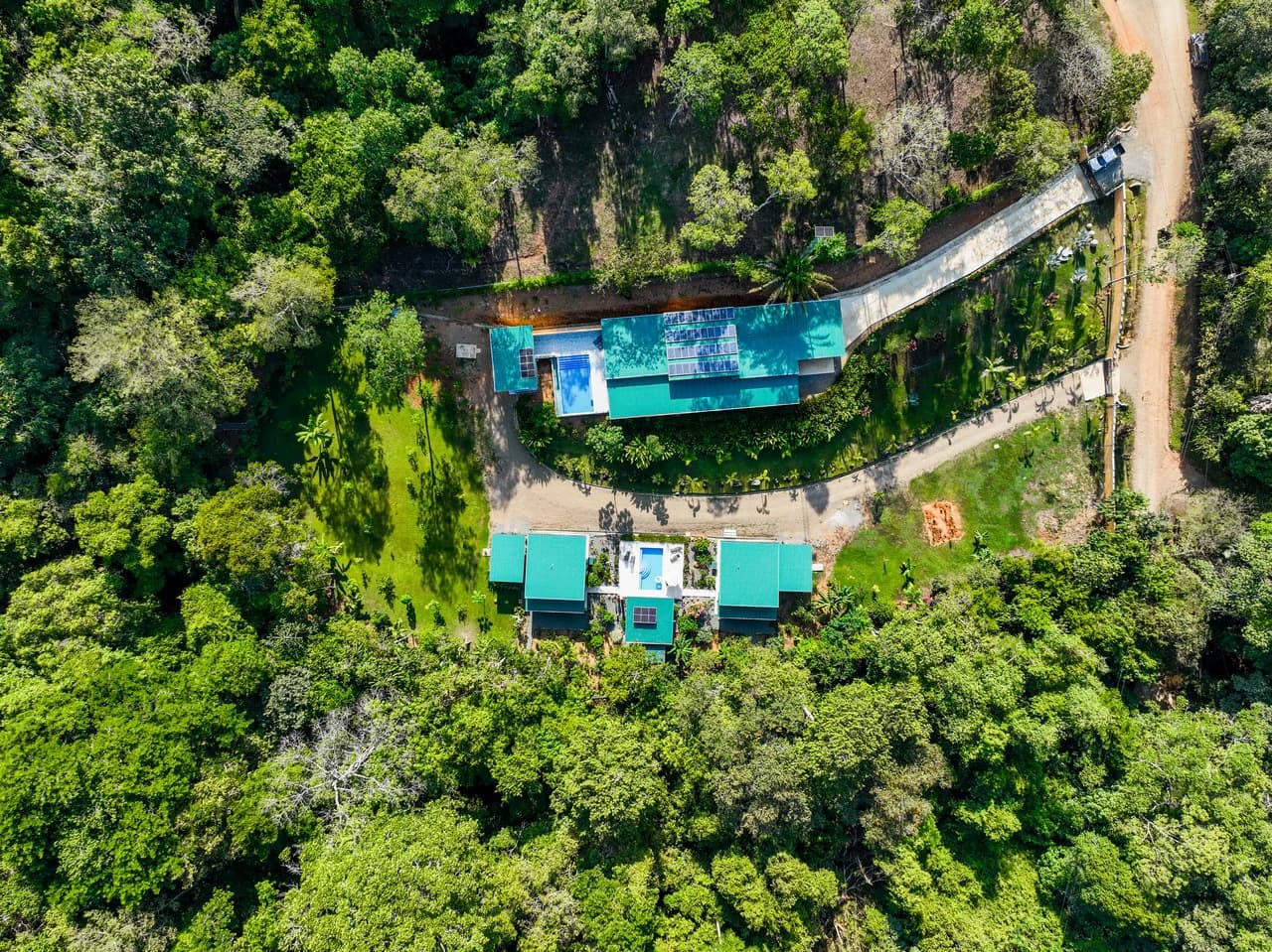 Custom Built Luxury Retreat with Guest Villas in Ojochal - photo 54