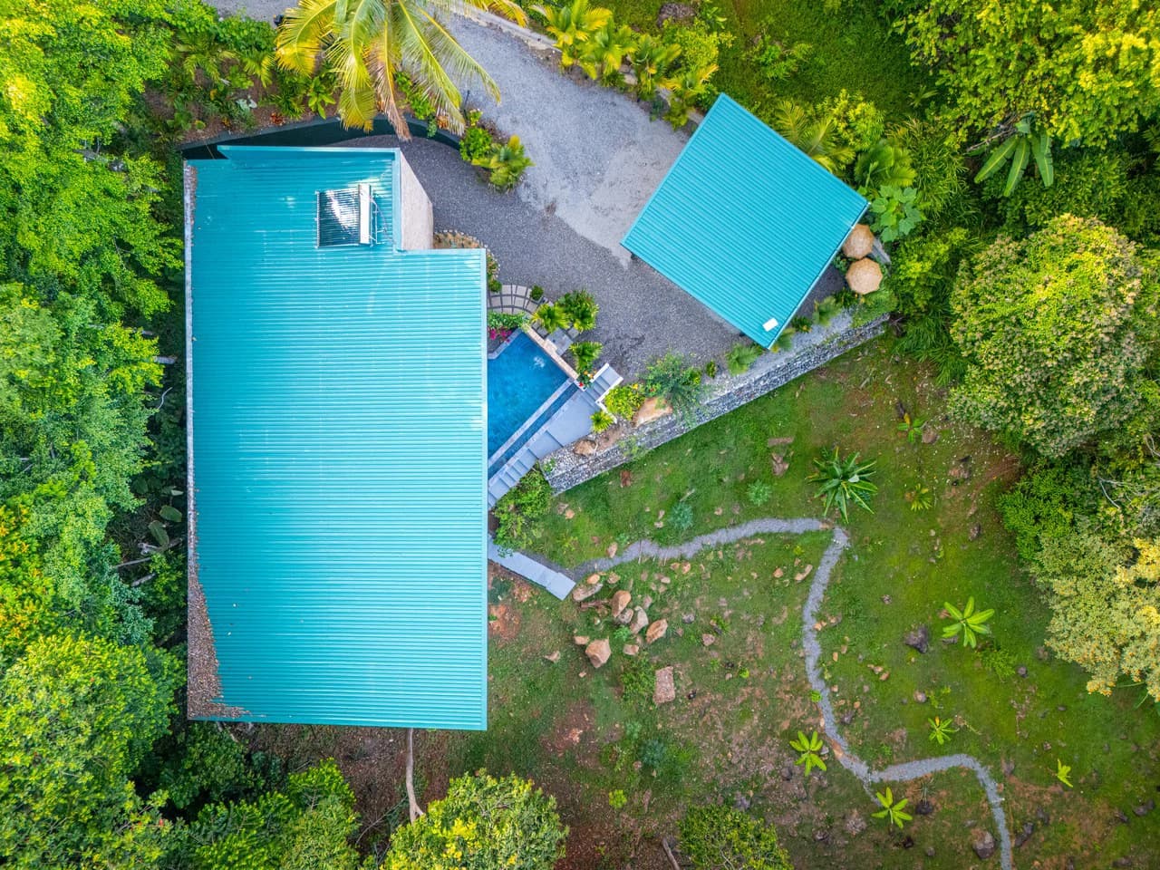 Mountain House For Sale in Escaleras - photo 2