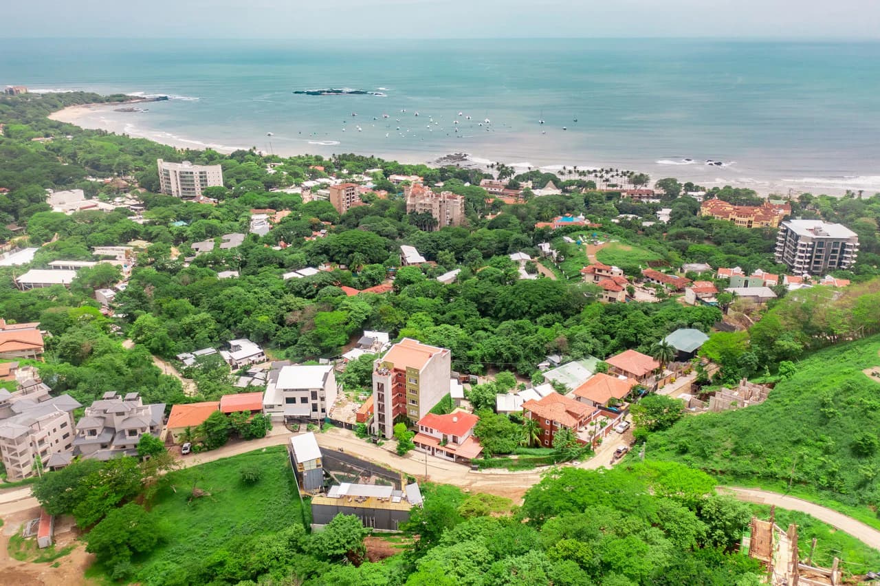 Casa Sunny: Ocean View Investment Opportunity in Tamarindo - photo 3