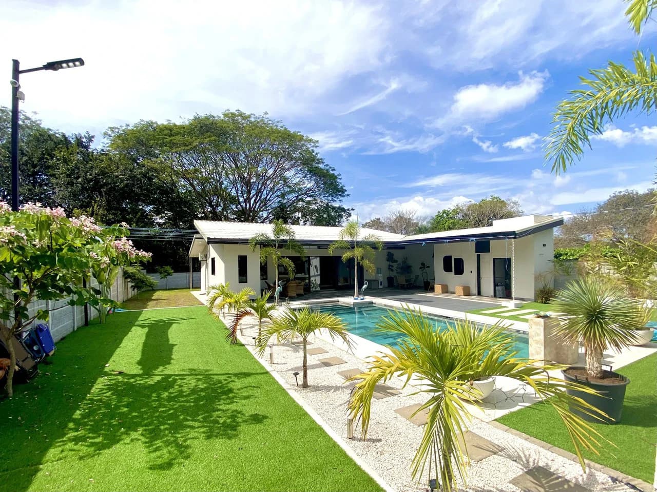 CASA BLANCA: $445,000 USD Villas Del Mar (near Tango Mar Resort, beach, golf, restaurants and waterfall)