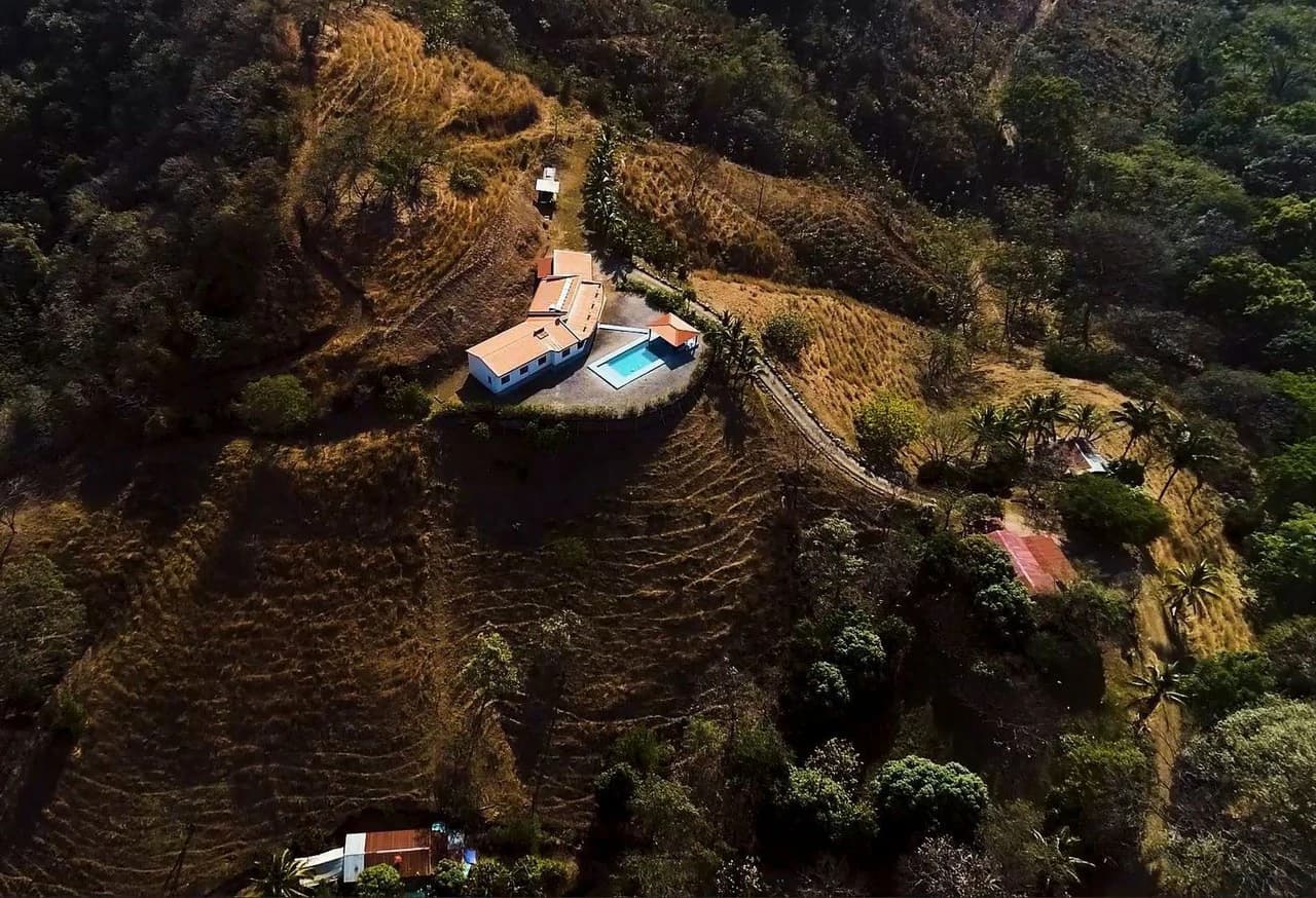 Finca Las Nubes: Amazing 75 Hectare / 185 Acre Finca, with a 300 m2 Main Home and Pool Built above the Clouds