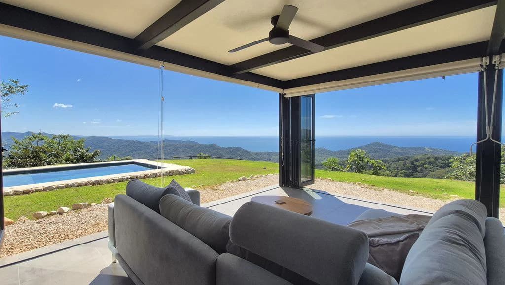 Casa Pacifica: Contemporary Home with Spectacular Ocean View - Pool and Jacuzzi