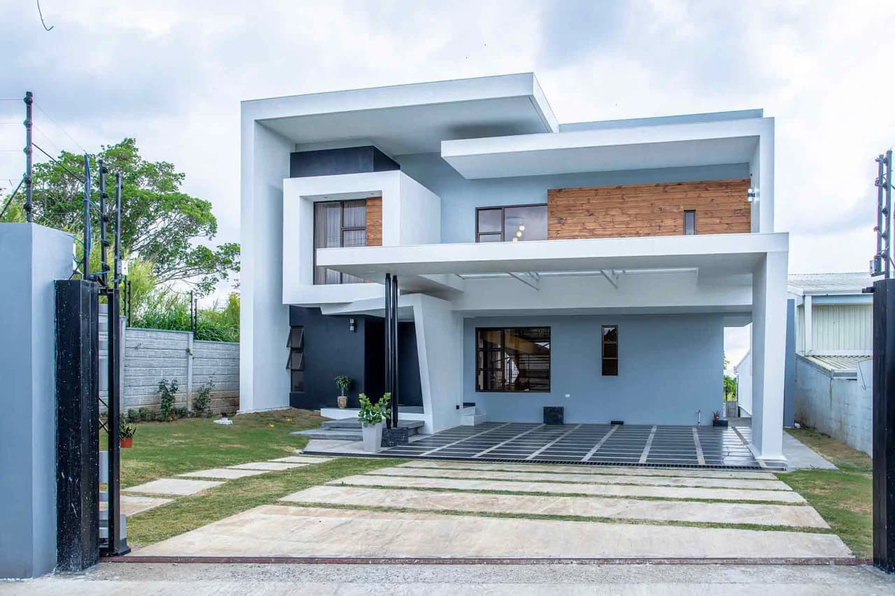 Modern Home with Exclusive Design, Panoramic Central Valley Views and Fresh Climate – Alajuela, Costa Rica