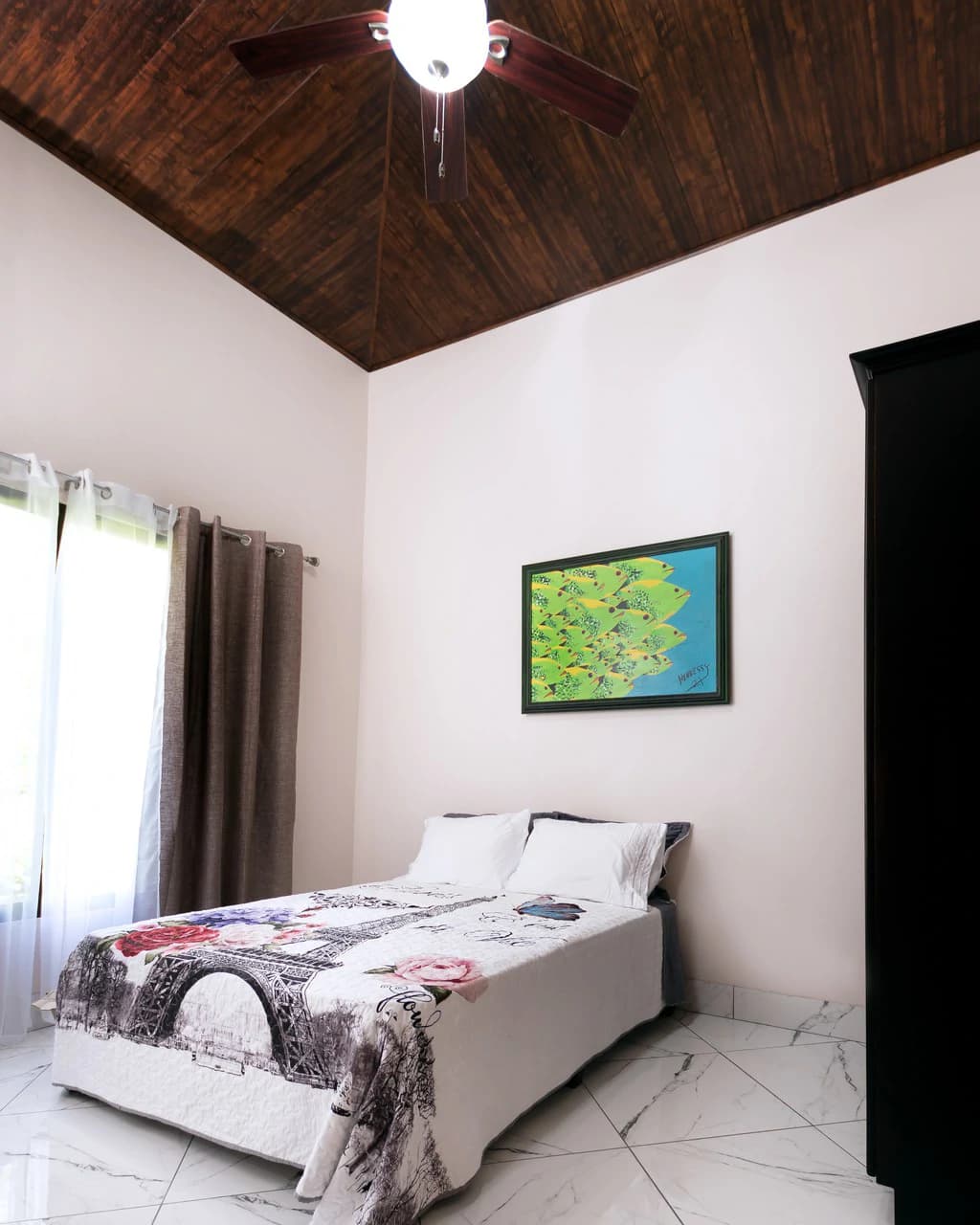 BRAND NEW 3-bedroom home, 5 minutes to Dominical Beach. - photo 18