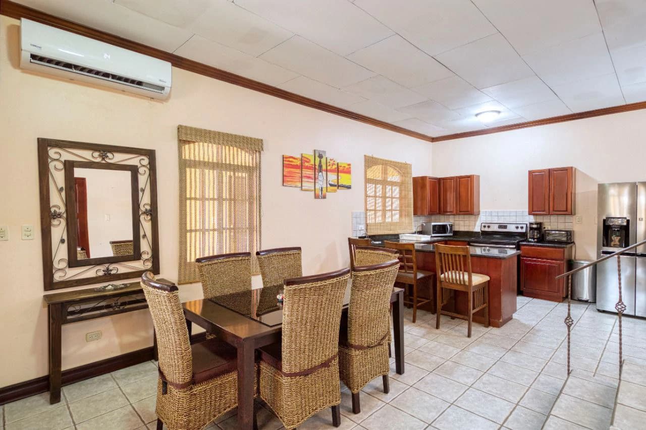Price Reduced! Income-Generating Property in Costa Rica – Turnkey & Active Rental Business - photo 13