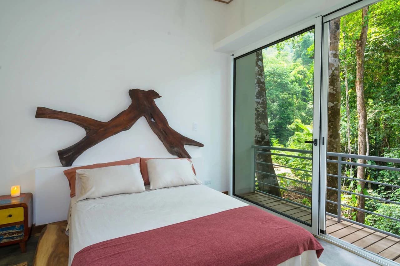 Casa Bromelia: Brand-New 4 bed/4bath Modern Tropical Elegance North of Dominical - photo 16