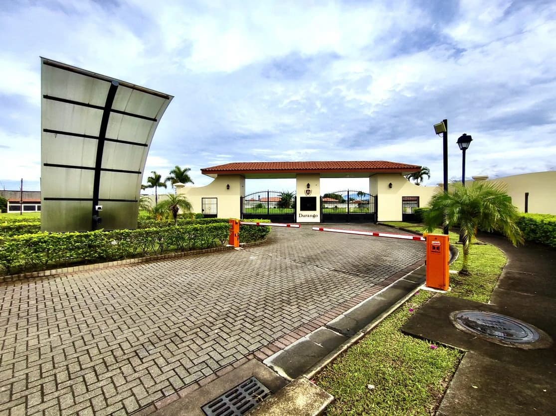 Venta de Lote Residencial en Santo Domingo de Heredia: Exclusive Residencial Durango - photo 17