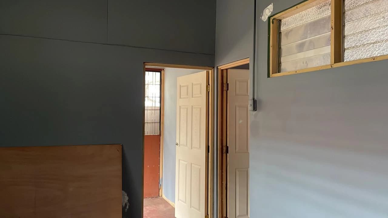 Property for rent or sale in the center of Liberia 2 houses with 350 m², 2 big living rooms, 7 rooms, a garden, and 9 parking lots - photo 24