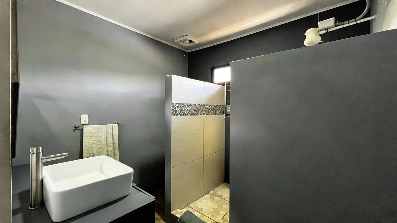 Countryside House For Sale in San Isidro del General - photo 8