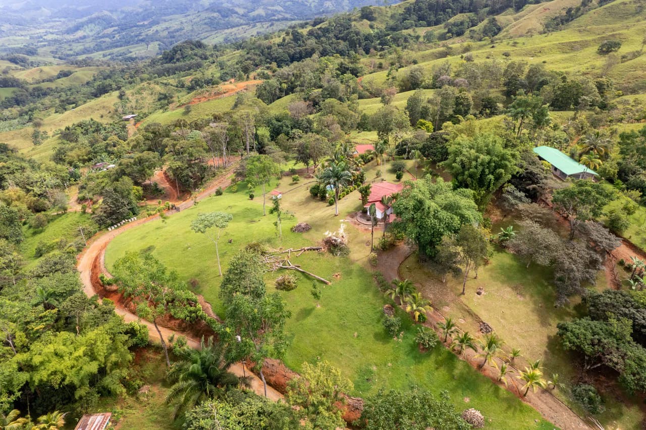 5 Bedroom Mountain Retreat Minutes from the Beach Platanillo Costa Rica - photo 74