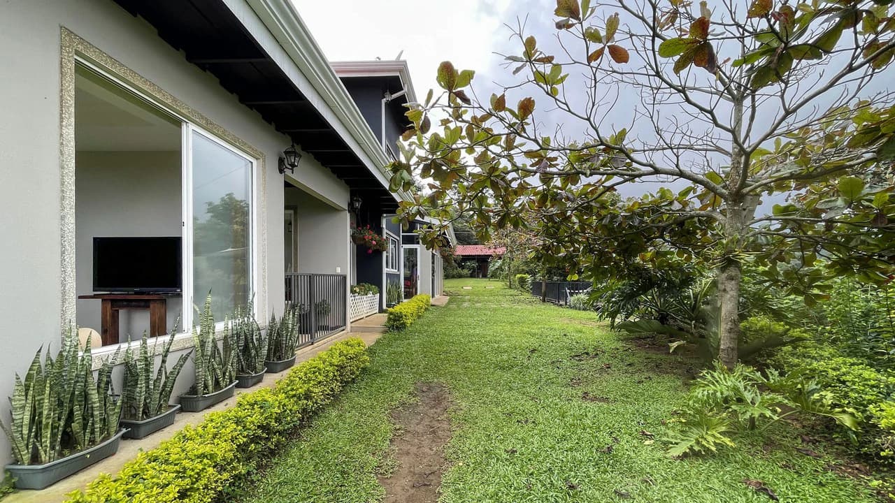House for sale with large lots Grecia- San Isidro - photo 25
