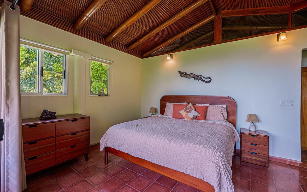 Whale's Tail Ocean View Estate with Extra Lot in Between Uvita and Dominical - photo 37