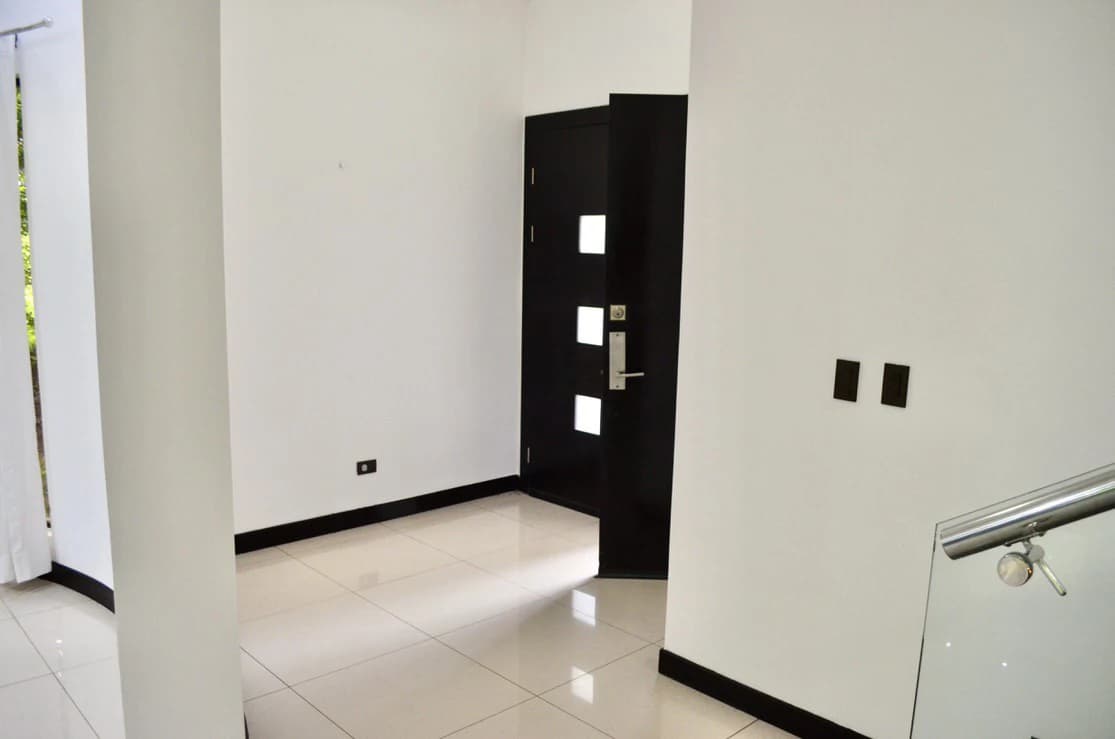 Condominio Francosta Casa Contemporanea en Venta: Condominium For Sale in Barreal - photo 14