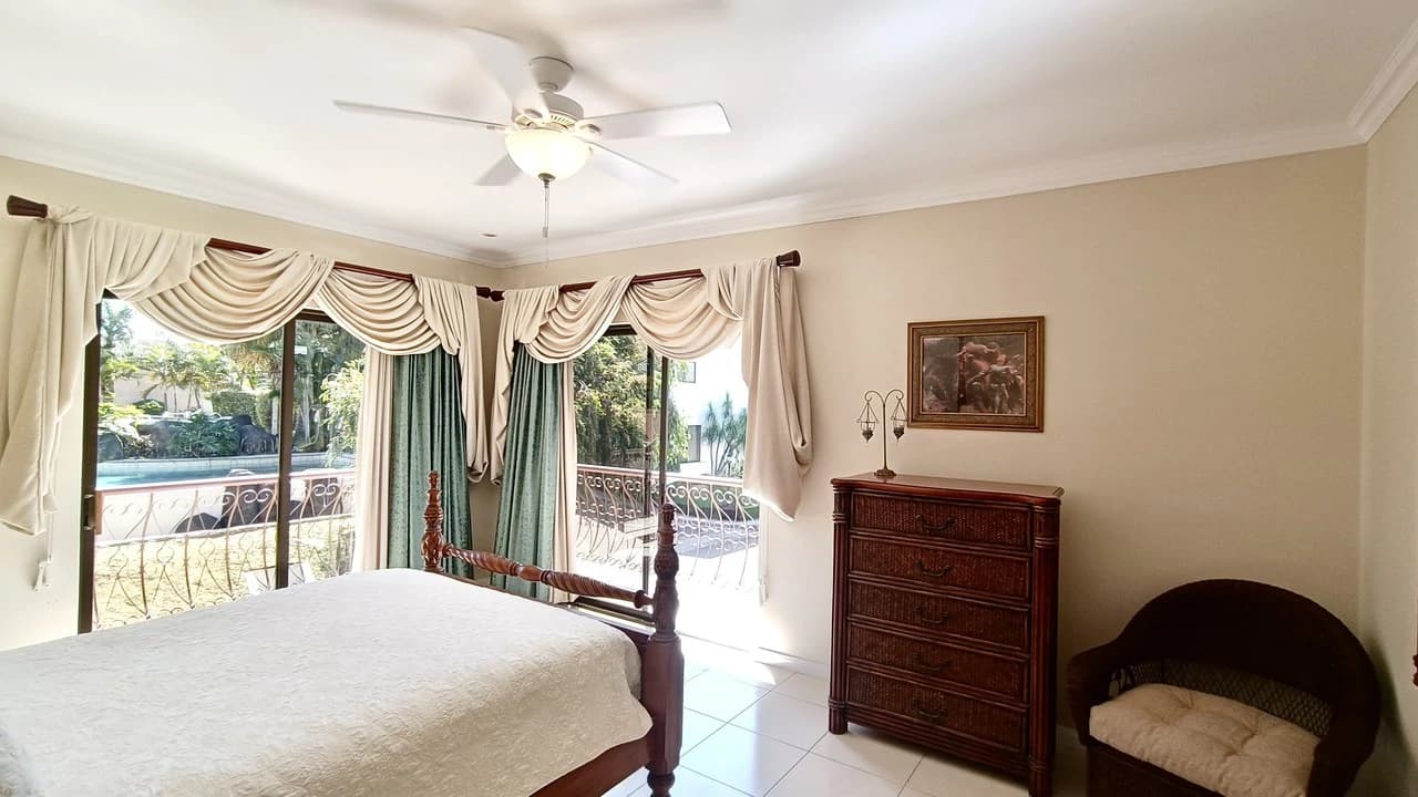 House for sale in Belen, Heredia, Costa Rica. Totally furnished!!! - photo 13