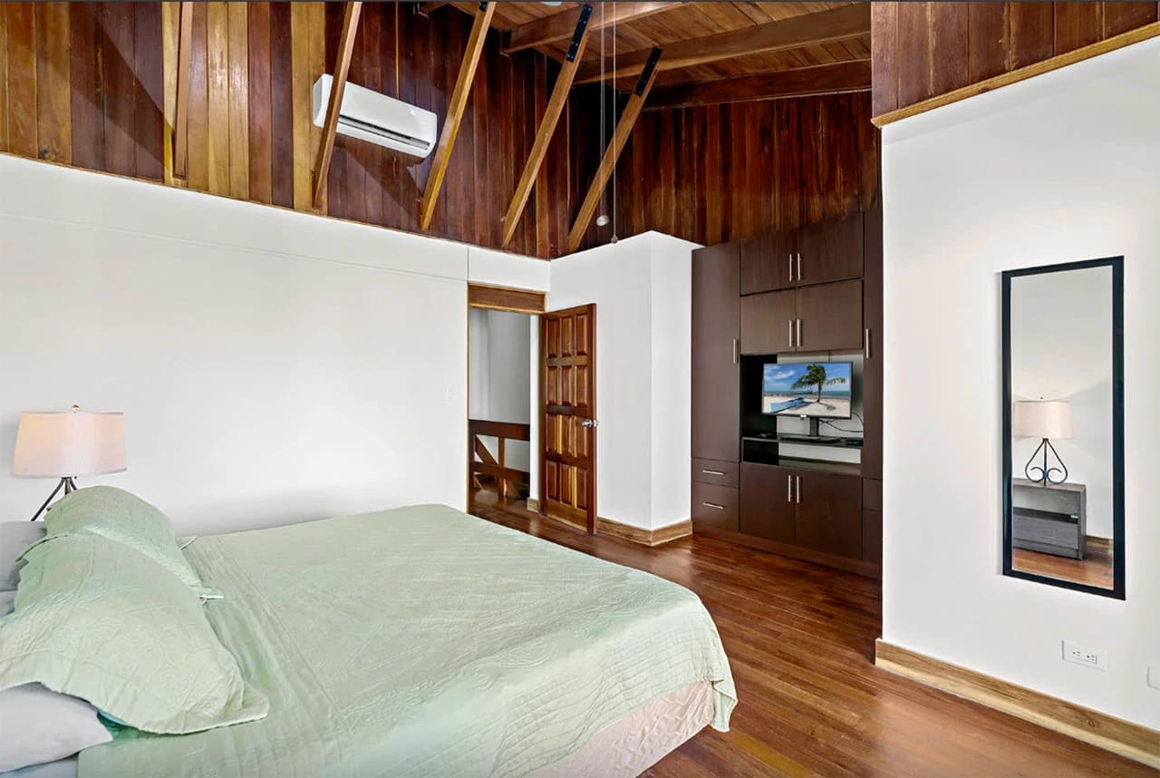 Villas Flamingo #5: Ocean View Condo Steps to the Beach - photo 9