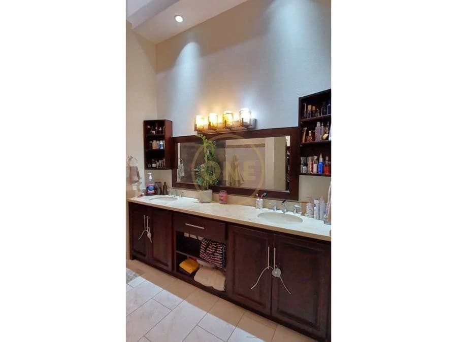 Sale or Rental of a House in San Rafael de Heredia: Spacious Residence in El Castillo, San Rafael de Heredia — Privacy, Fresh Mountain Climate, and Elevated Living - photo 23