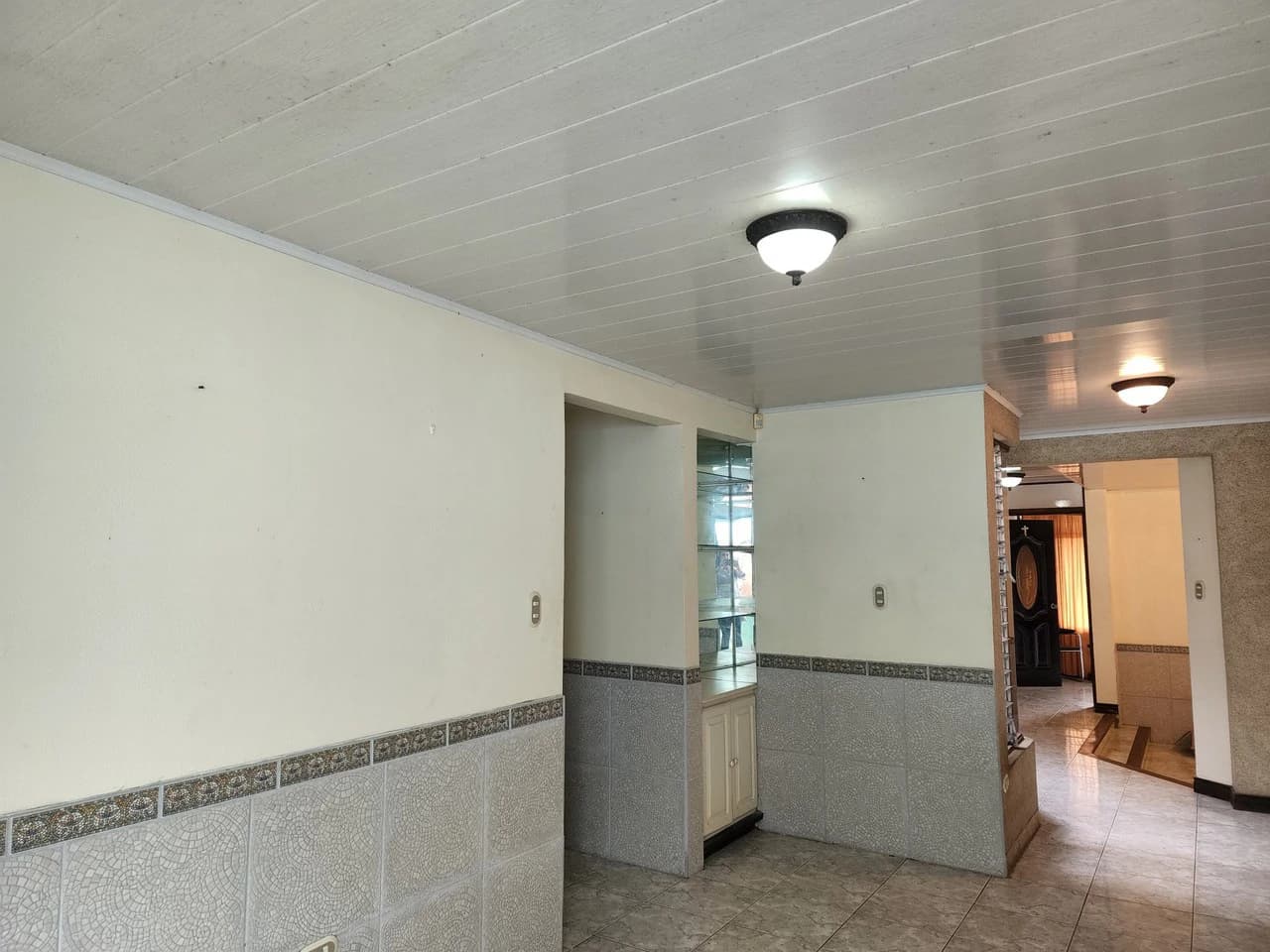 Mixed Use Building For Sale in Centro - photo 3