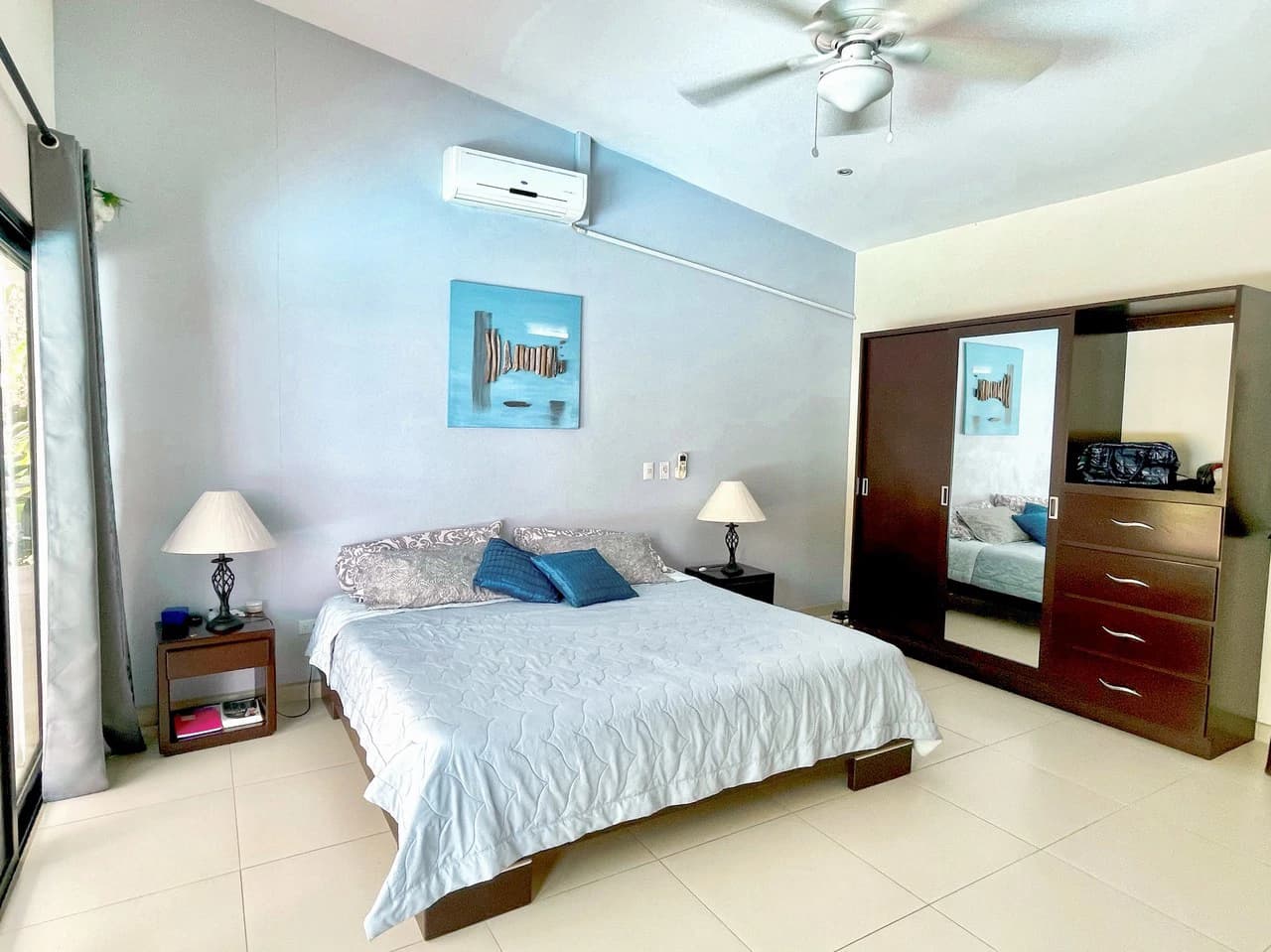 2.24 ACRES – 7 Bedrooms Ocean View Boutique Hotel With Two Pools, 5 Minutes to Uvita, Multiple Rental Options!! - photo 29