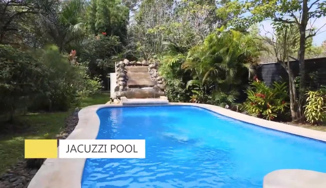 Finca Bambu: DEAL! Unique Luxury Chalet, Guest house and Pool! - photo 6