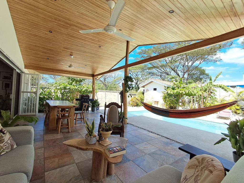 Casa de la Vida Loca: A Pura Vida Lifestyle with Income Potential - photo 13