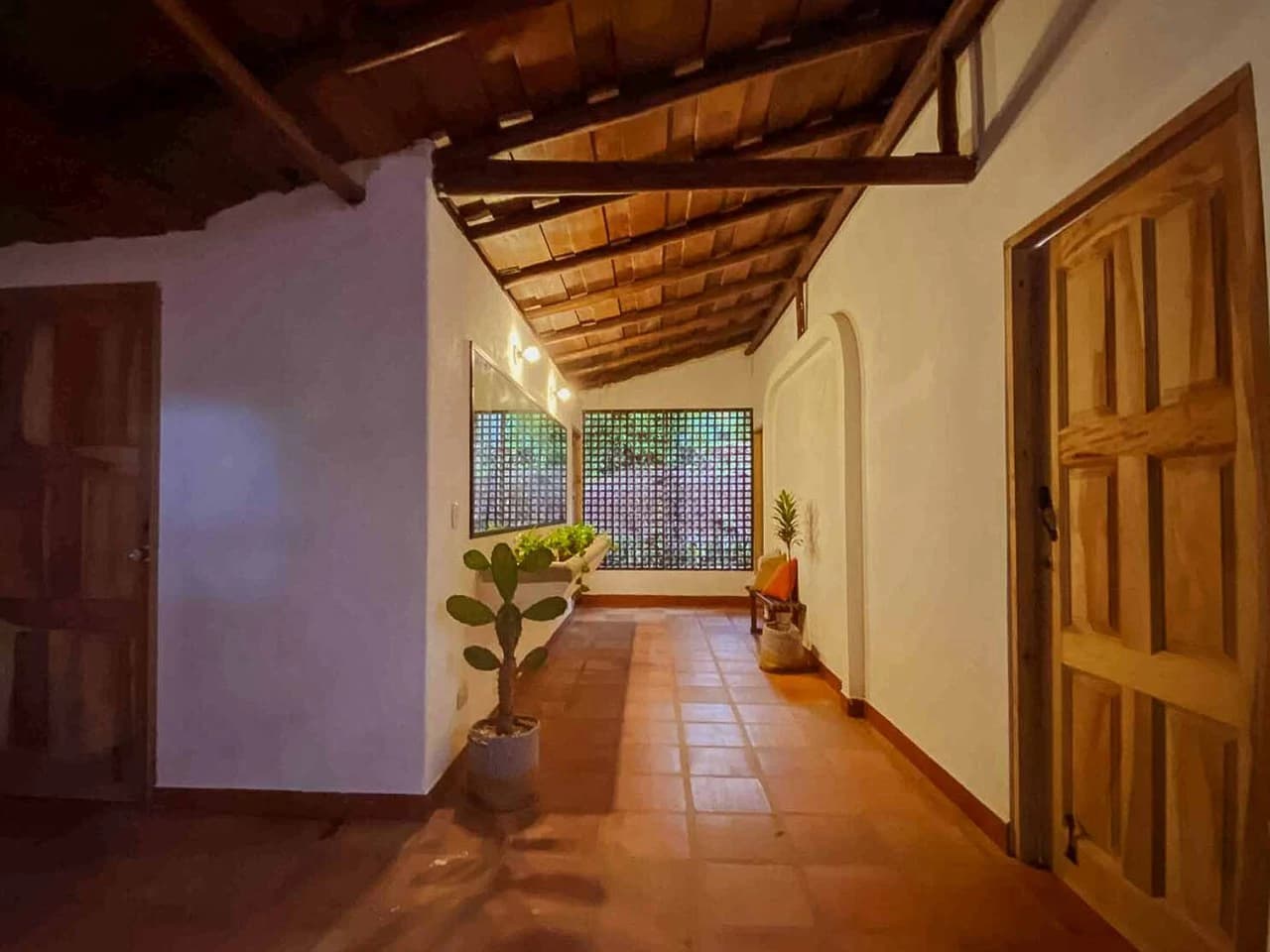 Rancho Paraiso: 3BR Home Plus Apt with Room to Expand - photo 20