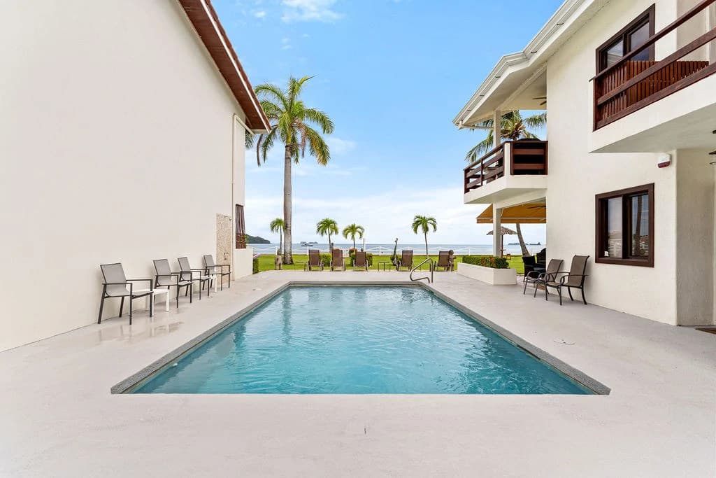 Pacific Beach #10: Fully Renovated One-Bedroom with Panoramic Ocean & Marina Views - photo 14