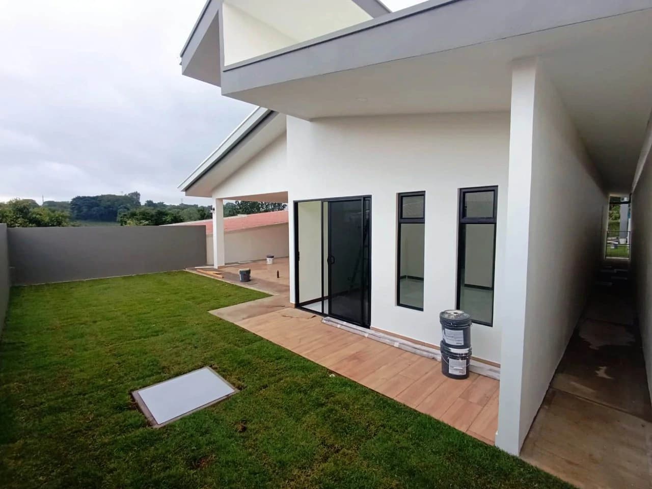 Casa Provenza...: New Single Level Home - Secure Gated Community! - photo 13