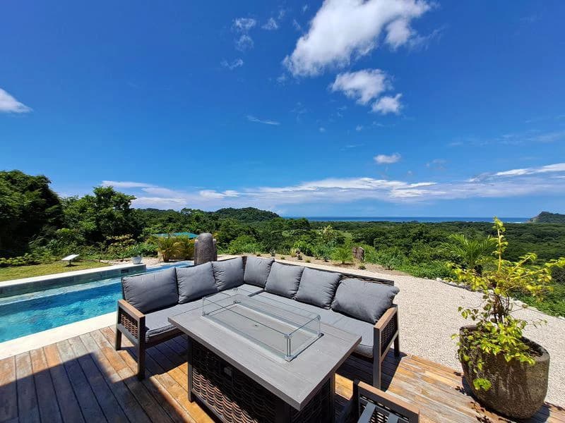 Villa Buena Vista y Lote Linda Vista: Exceptional 2.8-Acre Estate with Luxury 4-Bedroom Home, Panoramic Views, and Expansion Lot, Just Minutes from Samara - photo 11