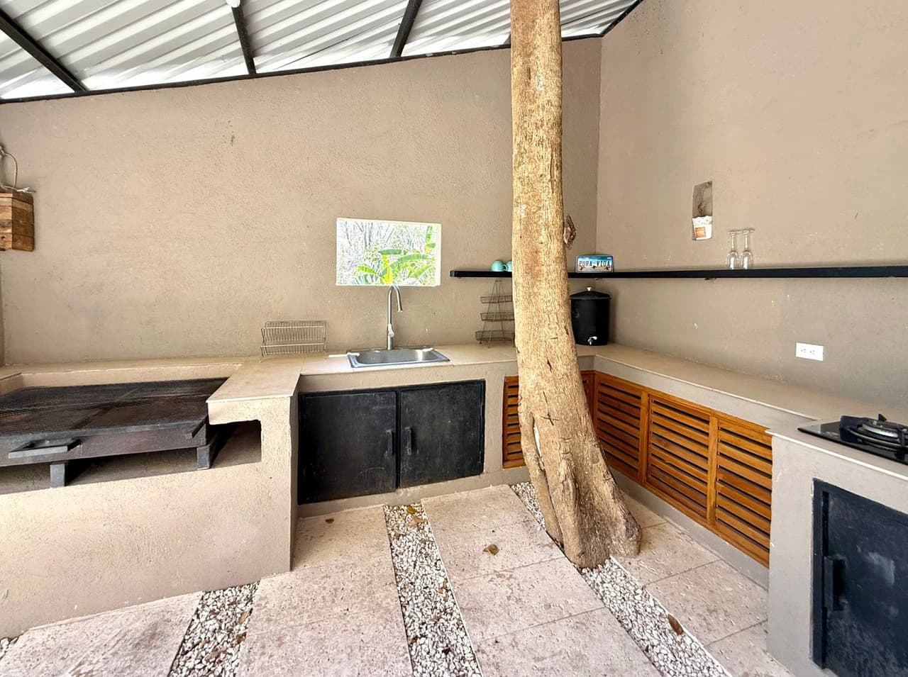 Casa Buddha (Casa Buda): Modern Tropical Home with Pool Near the Beach in Costa Rica $365,000 - photo 32