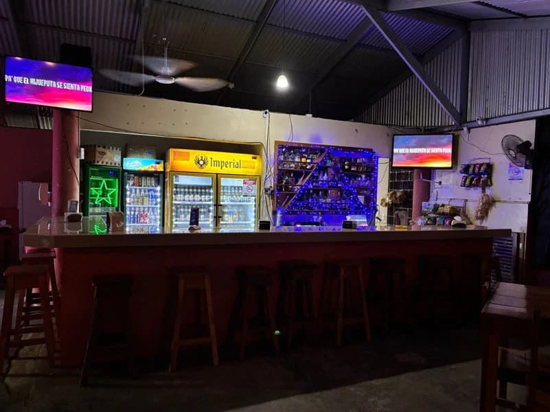 Sale of Commercial Premises (Bar Restaurant) Canaza, Puerto Jimenez - photo 11