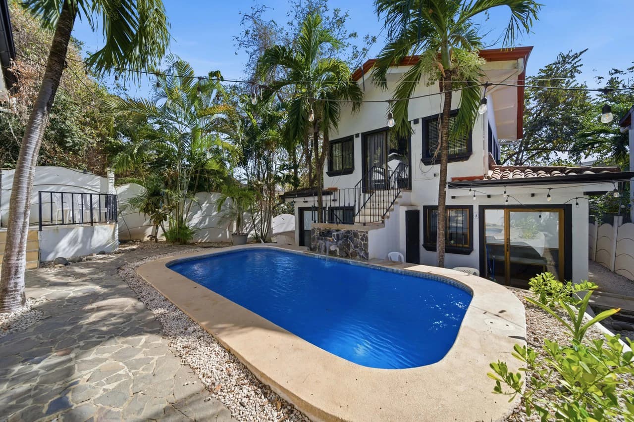 Hotel Gardenia: Turnkey Boutique Hotel in the Heart of Tamarindo - Proven Income Meets Tropical Lifestyle - photo 31