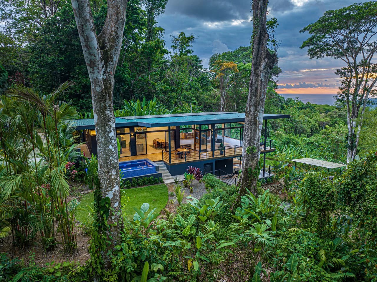 Escaleras Modern Elegance with Ocean Window Views and Jungle Tranquility, Dominical Costa Rica - photo 4