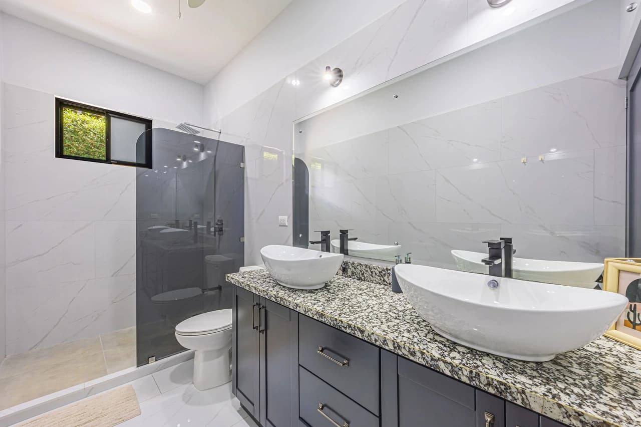 Mountain House For Sale in Cinco Ventanas - photo 25