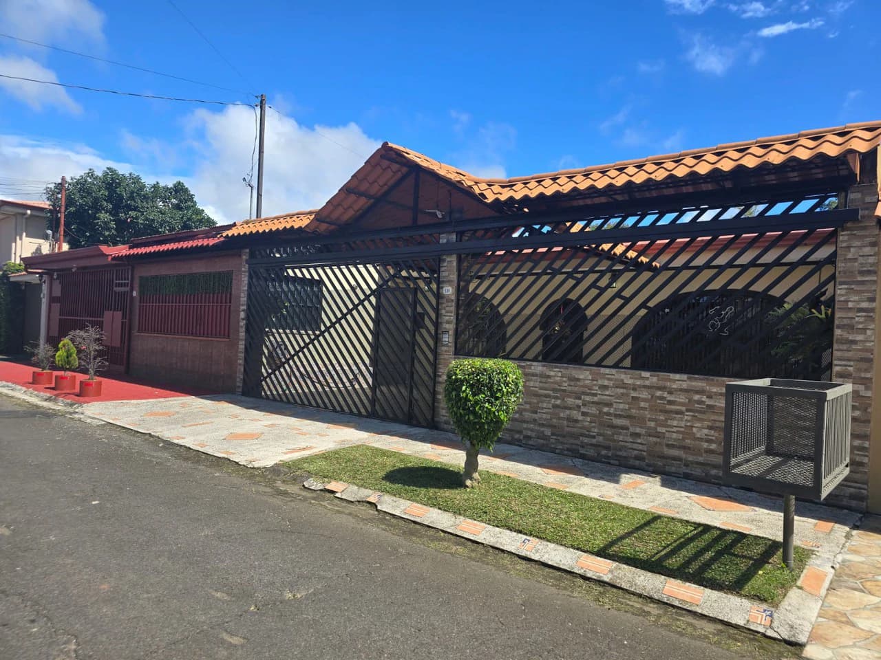 House for sale in Santo Tomás, Santo Domingo