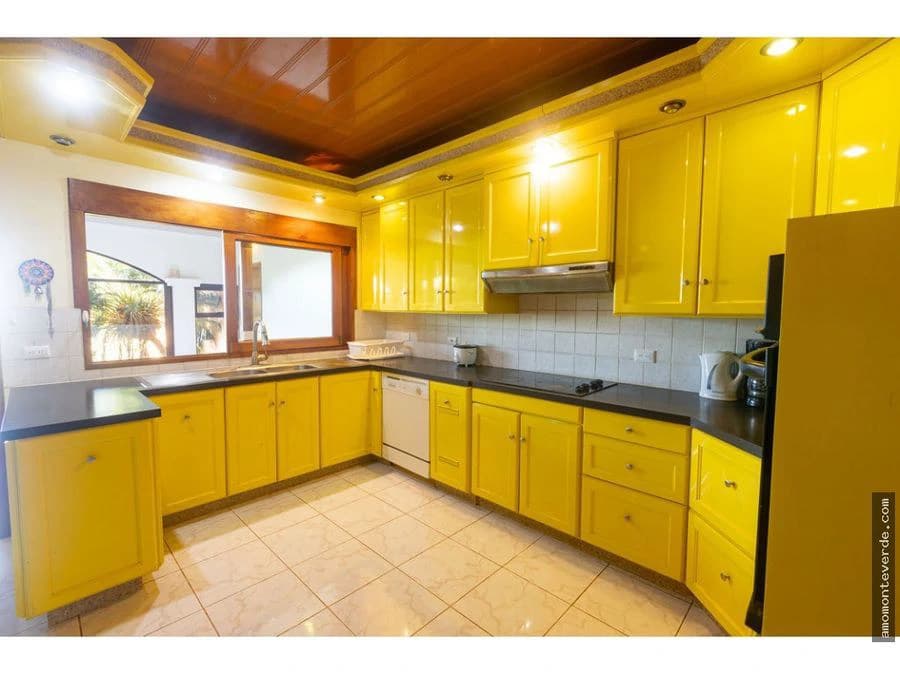 5-Acre Property with 2 Houses and Stunning Nicoya Gulf Views CE0324: 5-Acre Monteverde Retreat with Two Homes and Stunning Gulf of Nicoya Views – Ideal for Eco-Projects or Private Living - photo 26