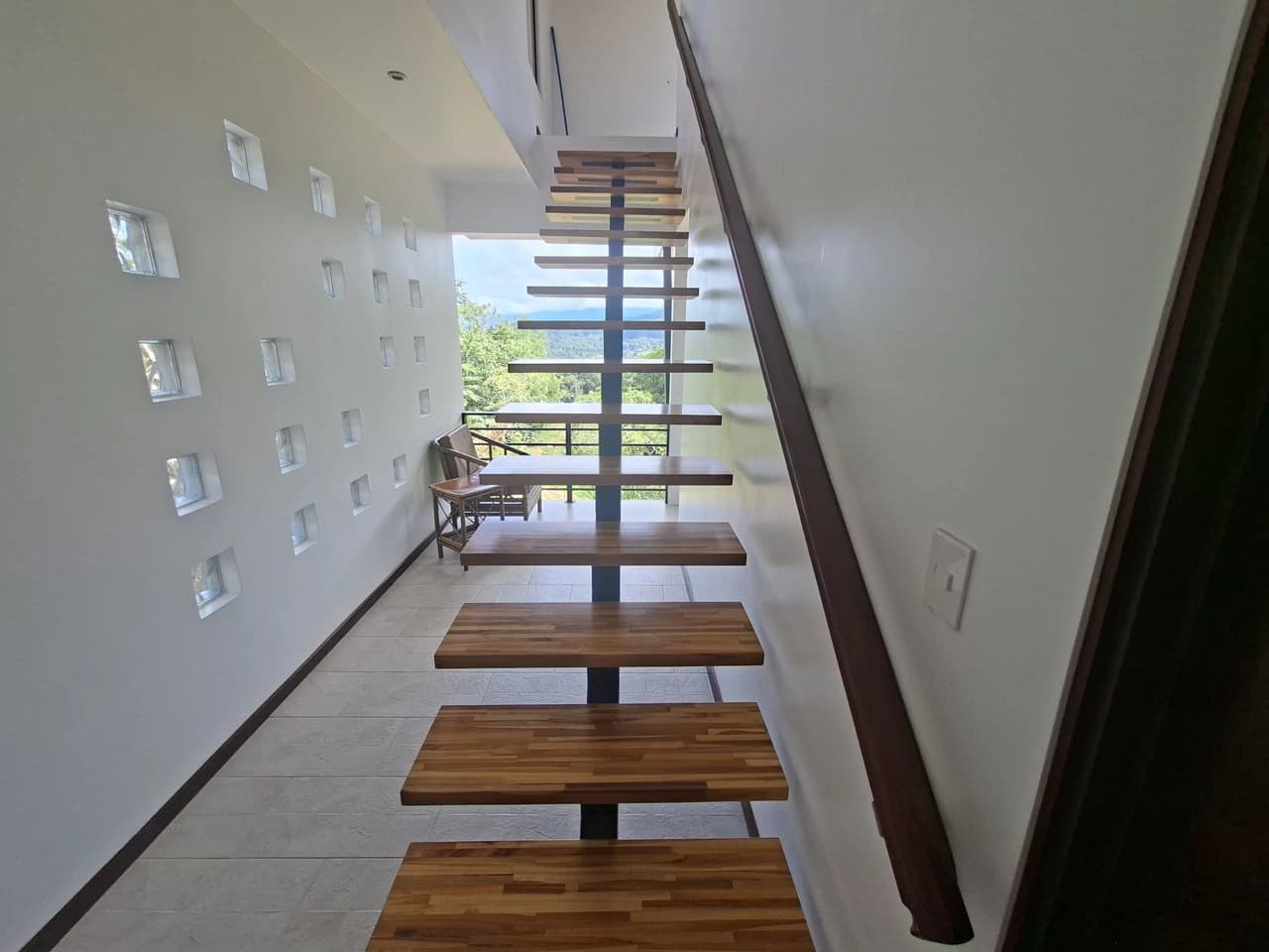 HOLOS Community Modern 2-Bedroom Mountain Home with Diamante Waterfall Views - photo 8