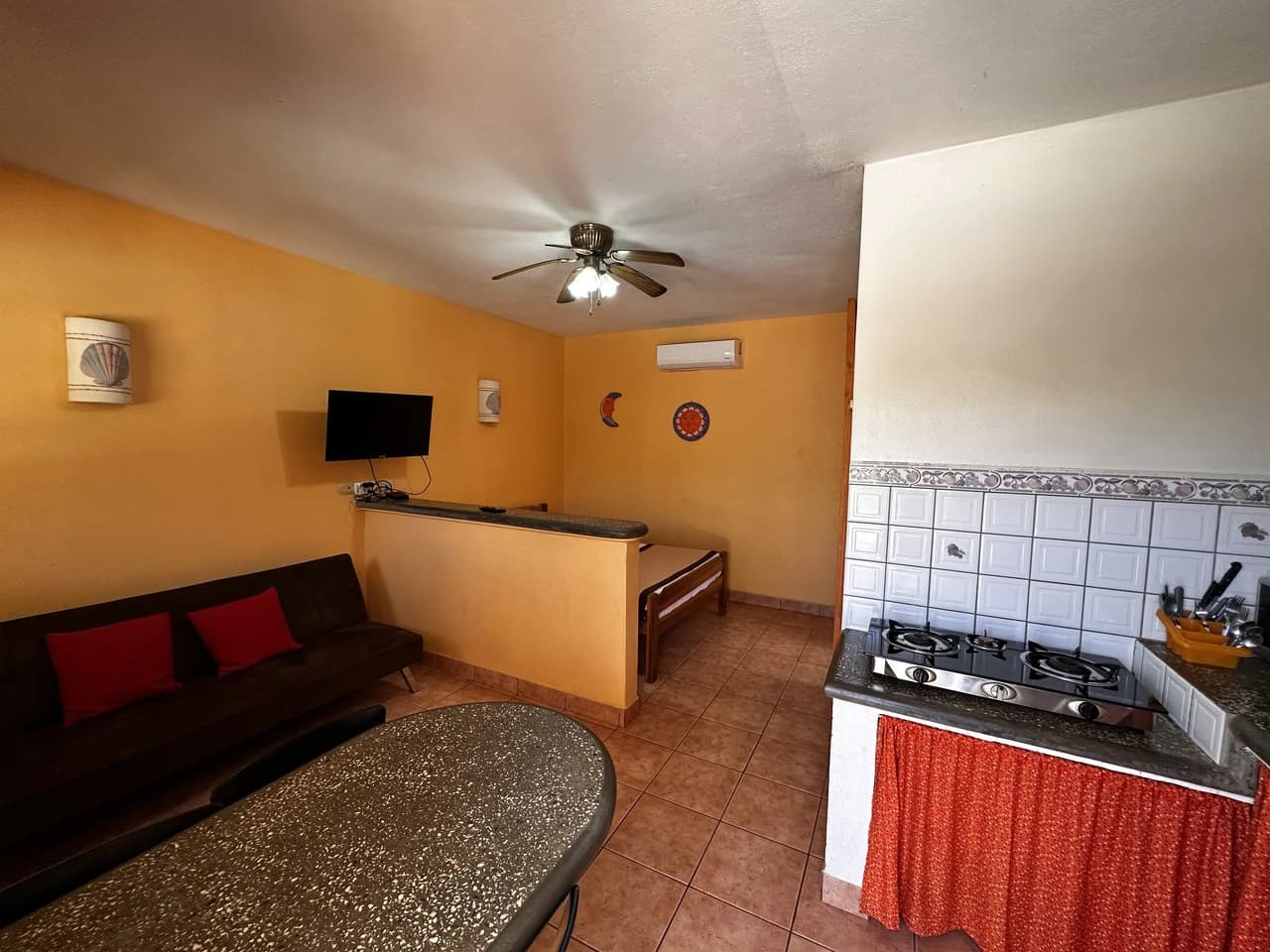 Cabinas Villa del Sol, Tamarindo: Multi-Units Apartment Buildings Located 250 Meters From Tamarindo Beach - photo 32