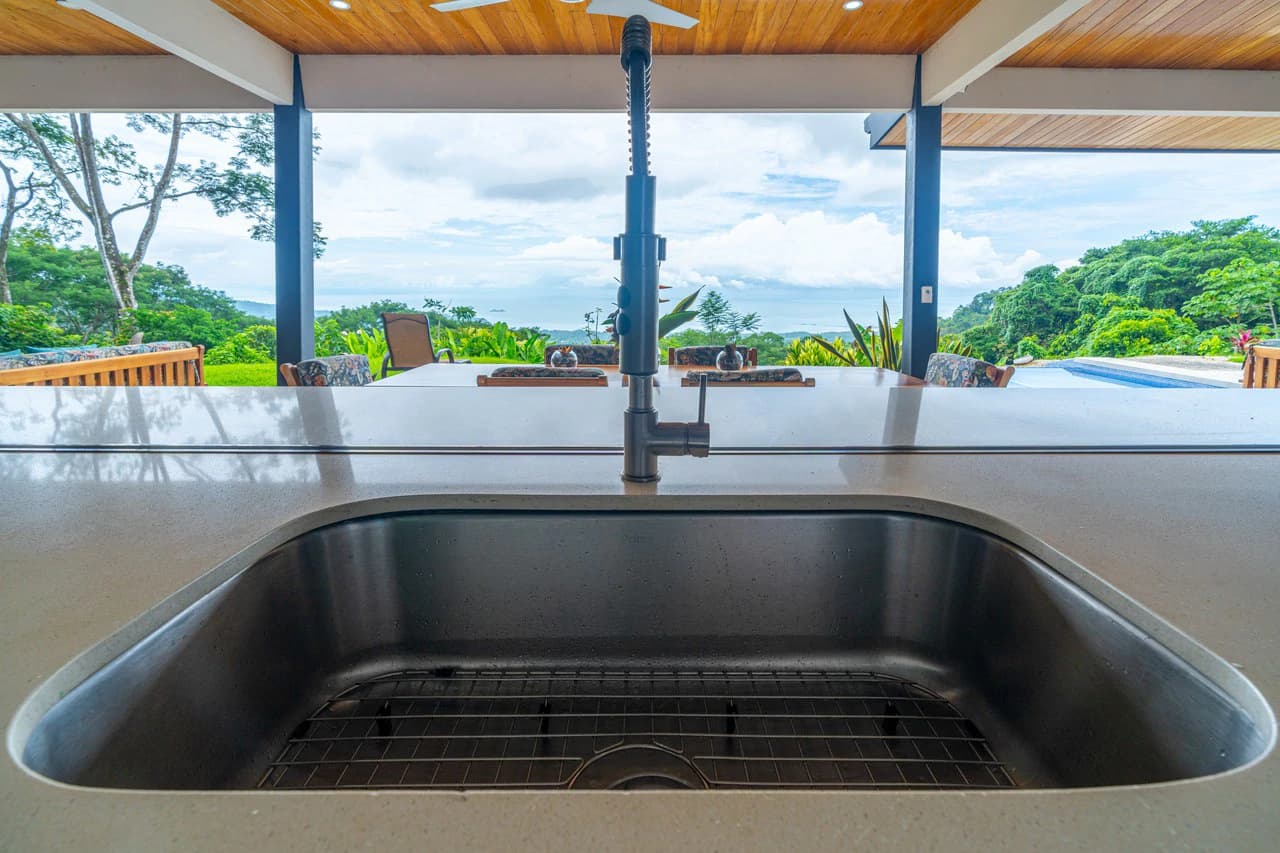 Luxury Ocean View Retreat Overlooking the Whale’s Tail – Proven Rental in Gated Enclave - photo 28