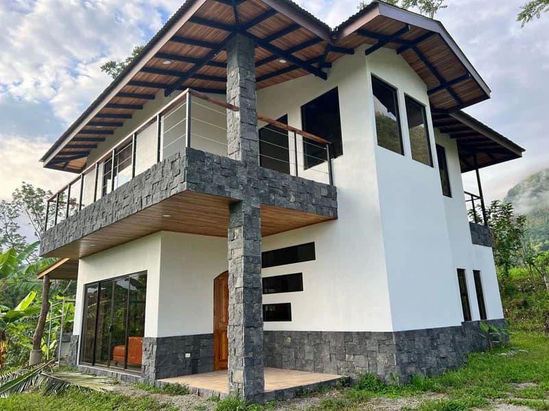 Stunning 3-Bed, 3-Bath Home with Ocean & Mountain Views in Tinamaste - photo 10