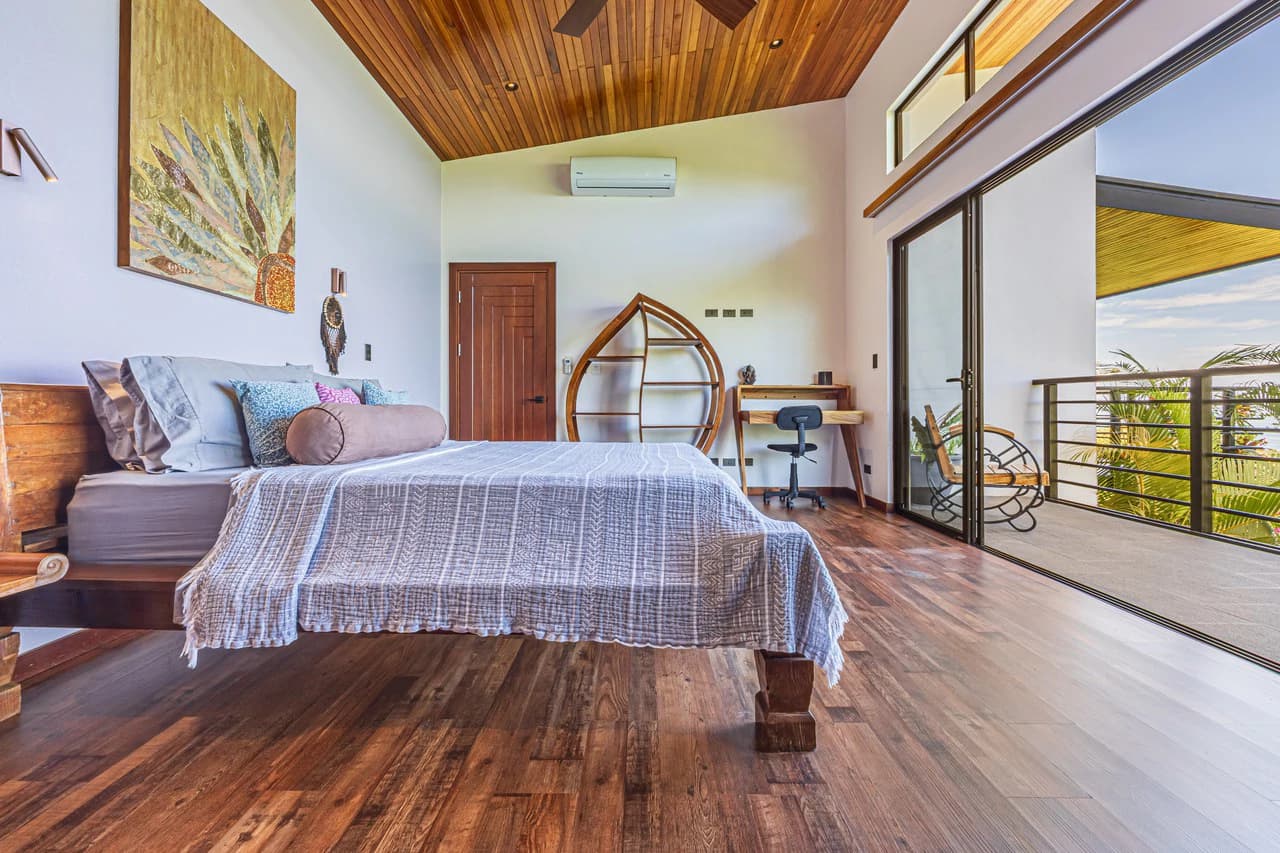 Casa Markissa: Luxury Oceanview Villa with Proven Rental Income. - photo 52
