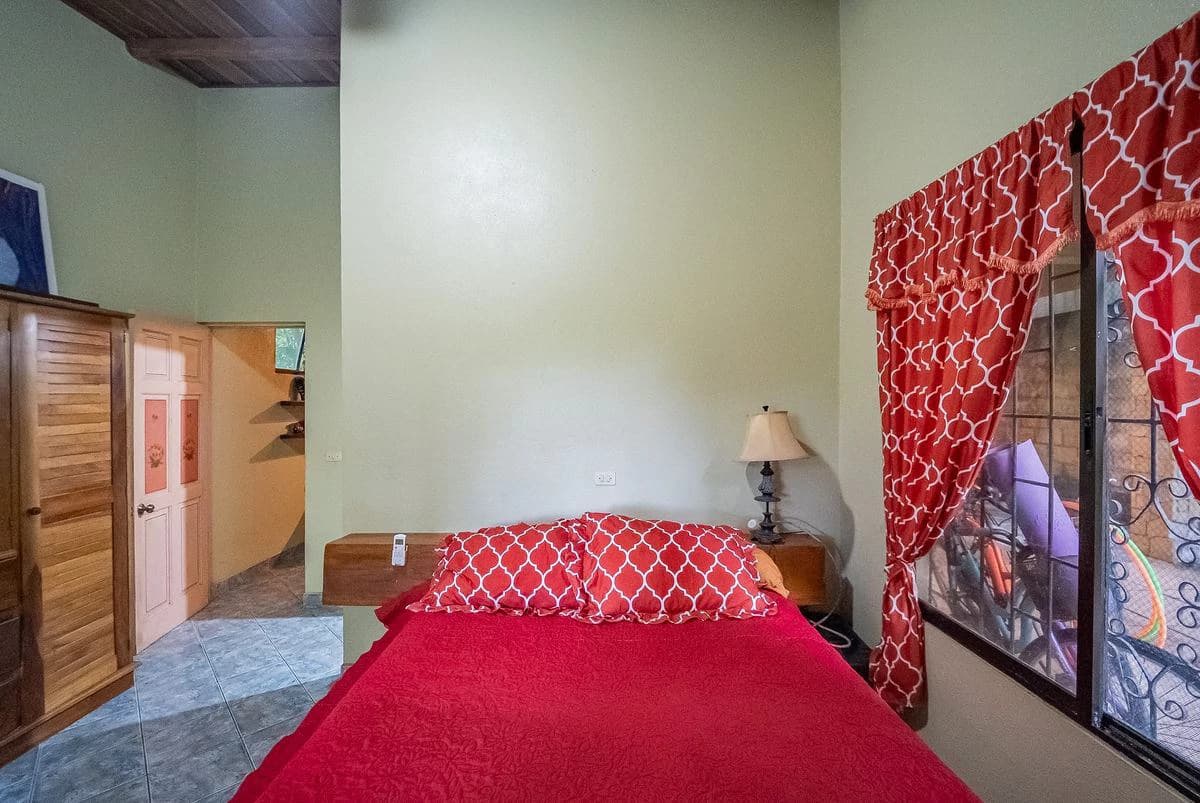 Casa La Choza: Affordable Tiny Home with Expansion Potential, Just a 5-Minute Walk from Buenavista Beach - photo 11