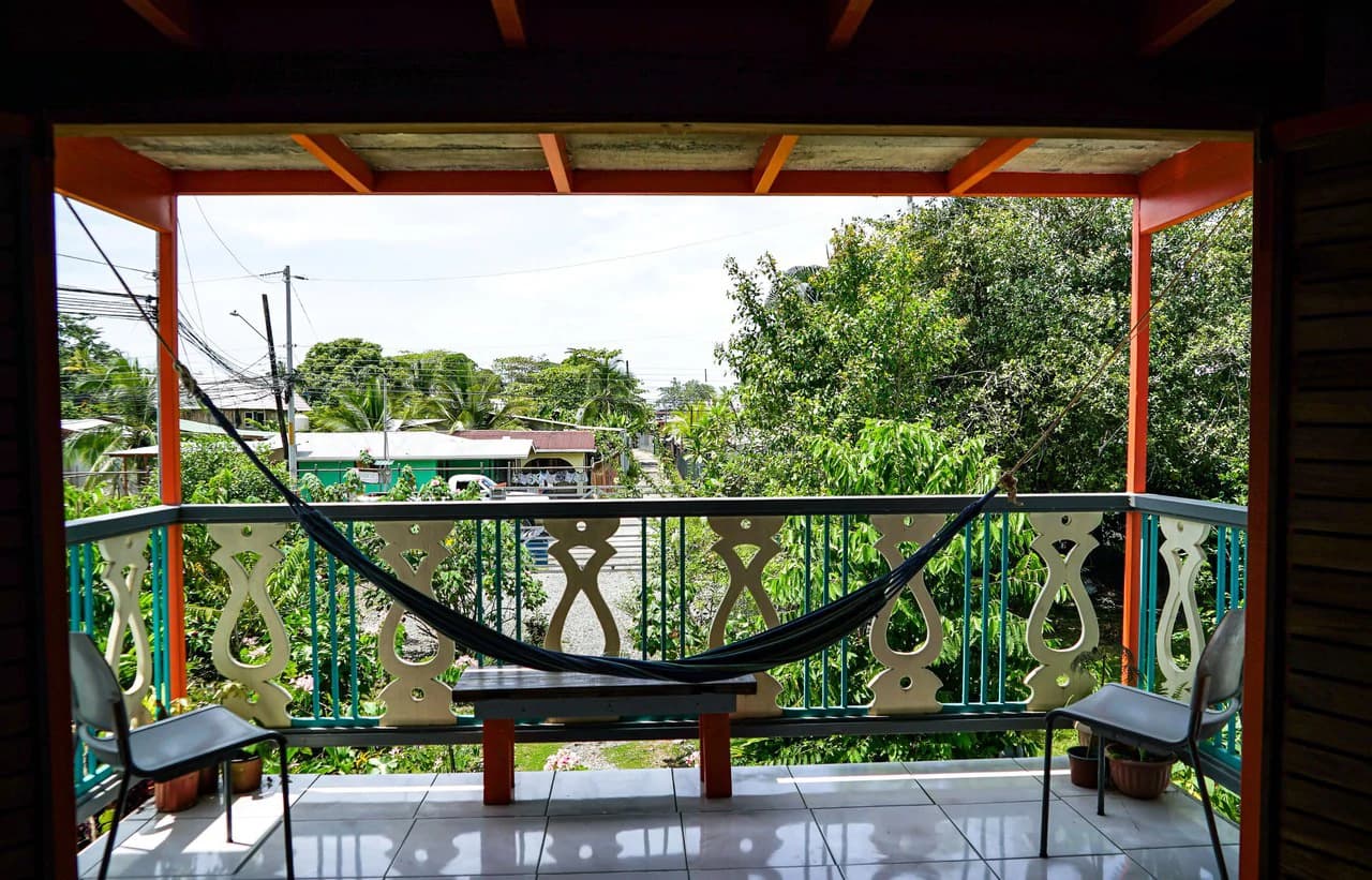 6 Bd/4 Ba: Income Producing 3 Unit Apartment In Downtown Puerto Viejo - photo 15