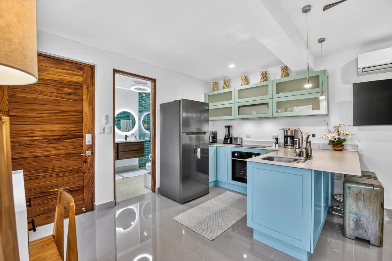 Casa Pochote: Artisan Luxury Villa Near Tamarindo | Pool, Jacuzzi & Langosta Beach Club Membership Included - photo 25