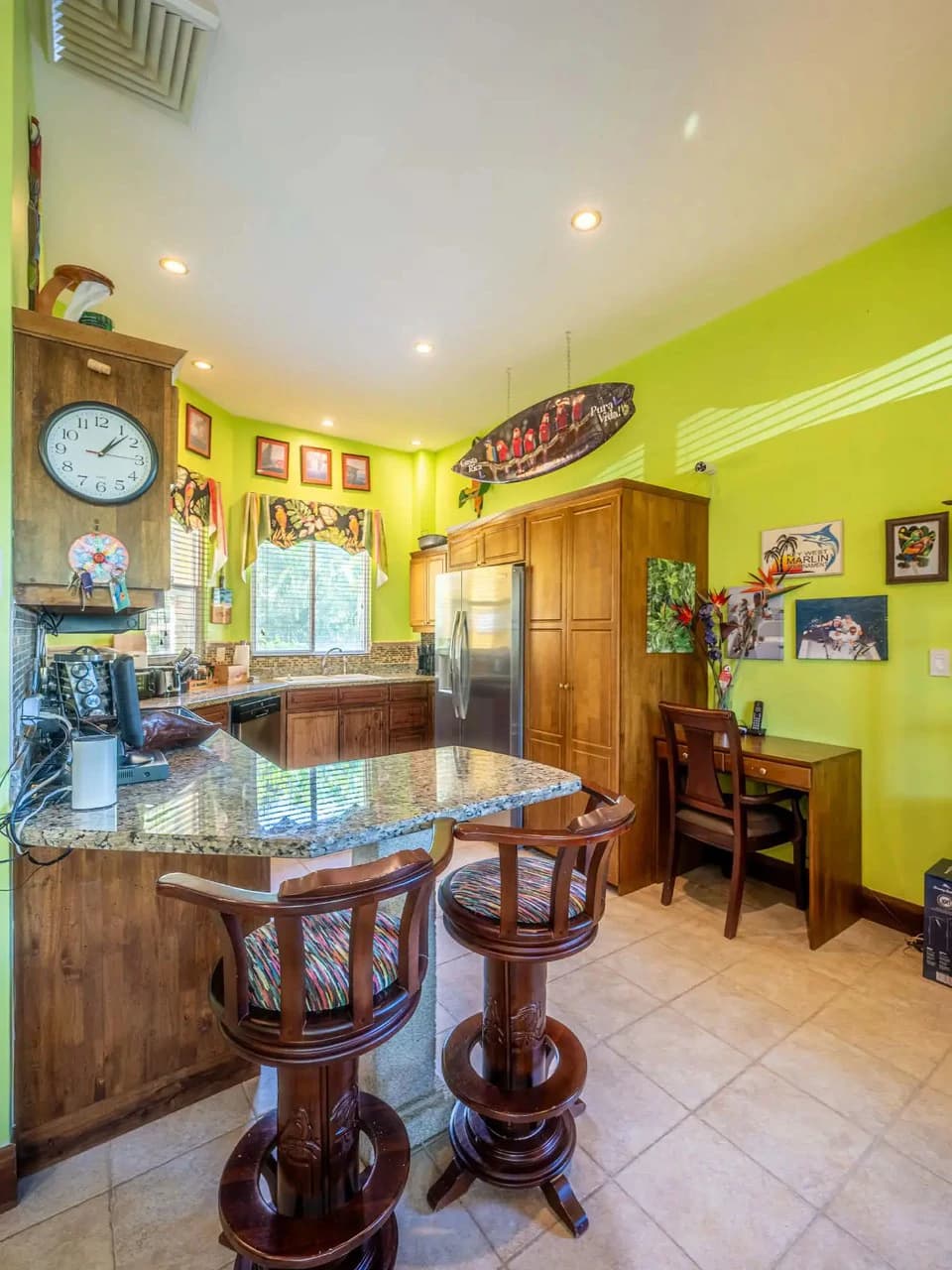 Peaceful and Secure 3BR Condo with Private Pool in Las Lomas - photo 17