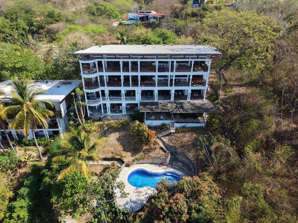 Condo Pacific Dream: Exceptional Opportunity in Samara – 1-Bedroom Condo with Ocean View - photo 4